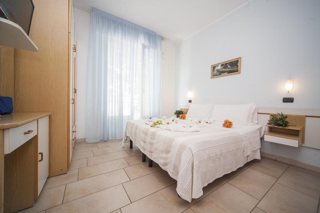 Hotel Marilonda Rimini Exterior foto